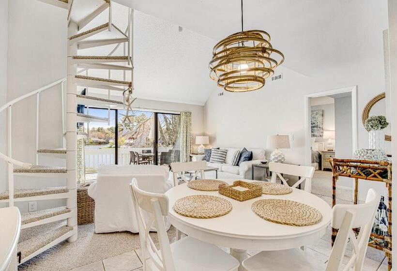 هتل Sea Colony  3003c West Lake Ct