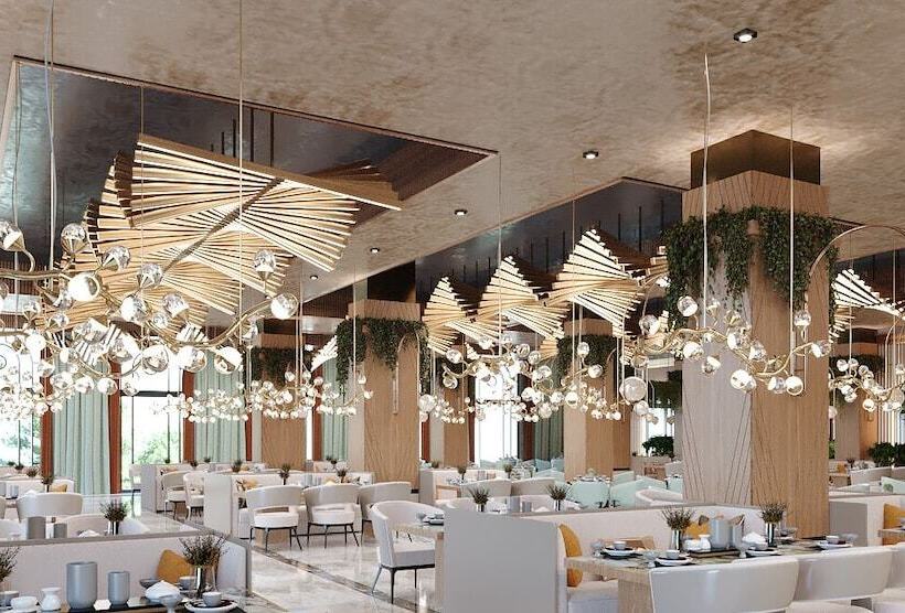 ホテル Serenity Queen