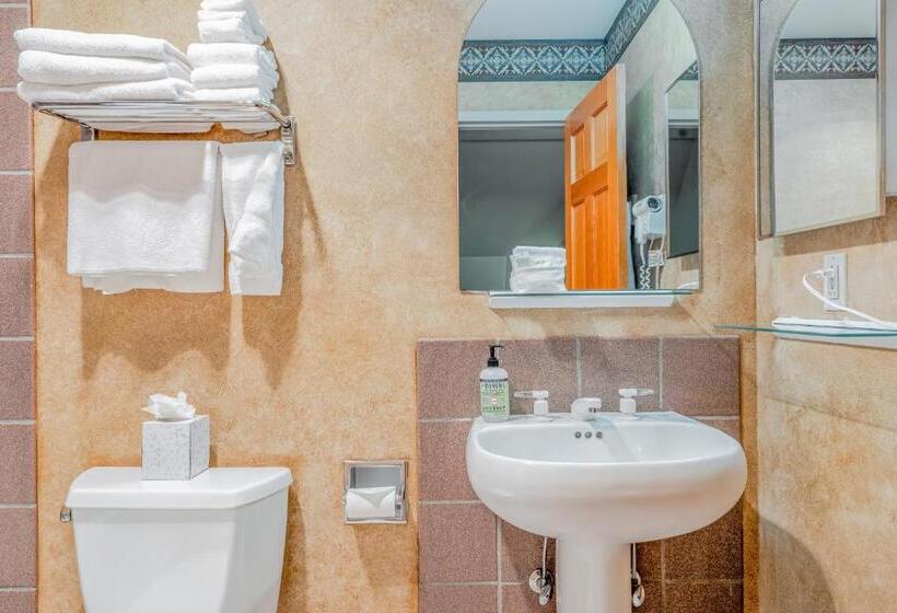 فندق The Lodge At Big Sky