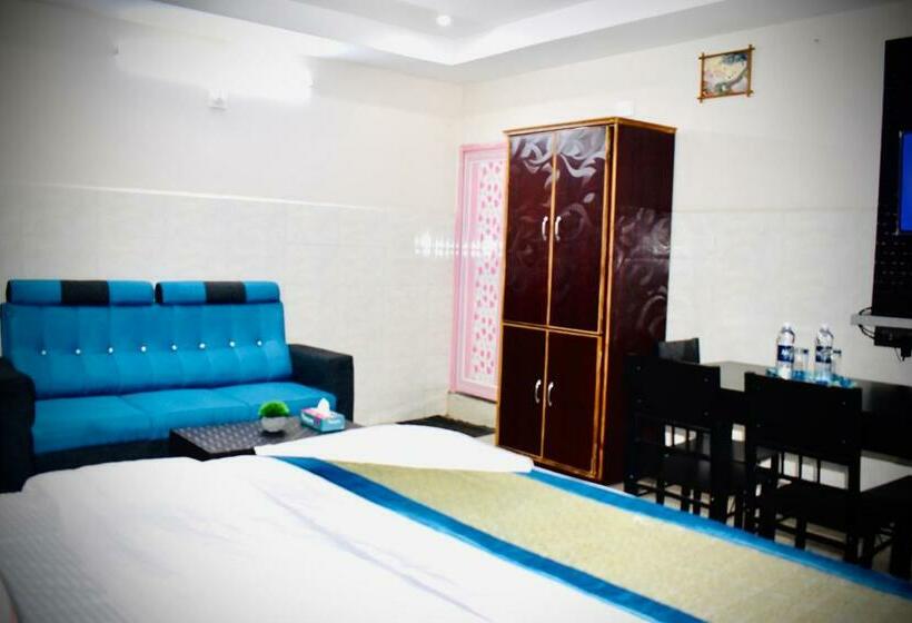 فندق Unique Stays