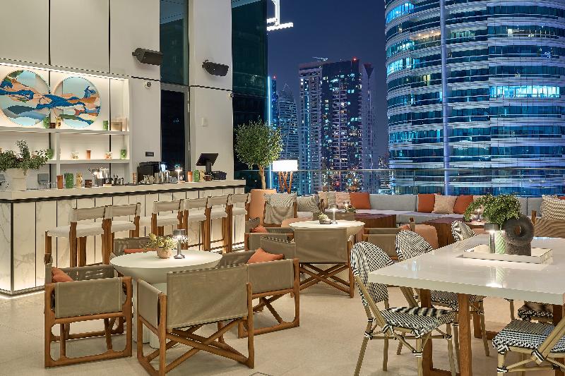 ホテル Vida Dubai Marina & Yacht Club