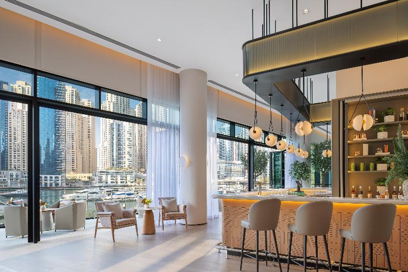 ホテル Vida Dubai Marina & Yacht Club
