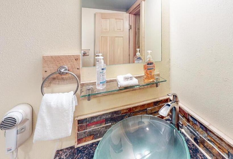 酒店 Village Square Condo #631