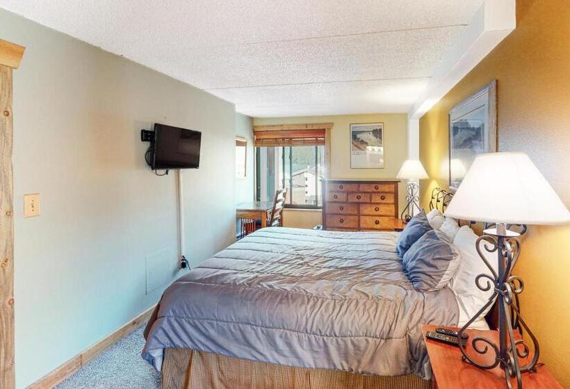 酒店 Village Square Condo #631