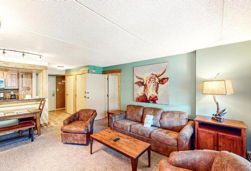 酒店 Village Square Condo #631