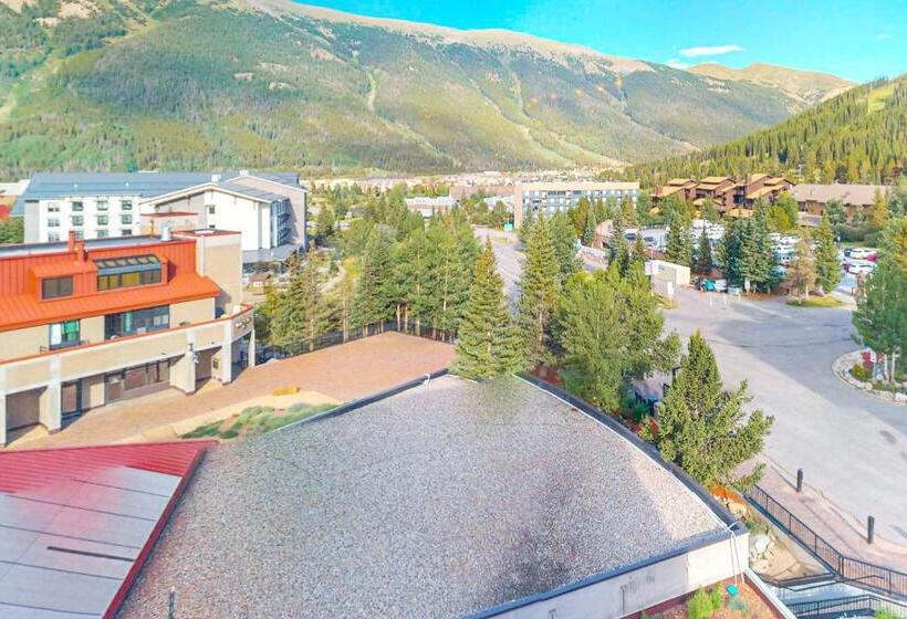 酒店 Village Square Condo #631