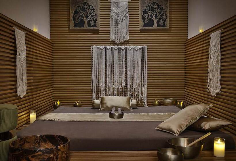 호텔 Zoya Health & Wellbeing Resort