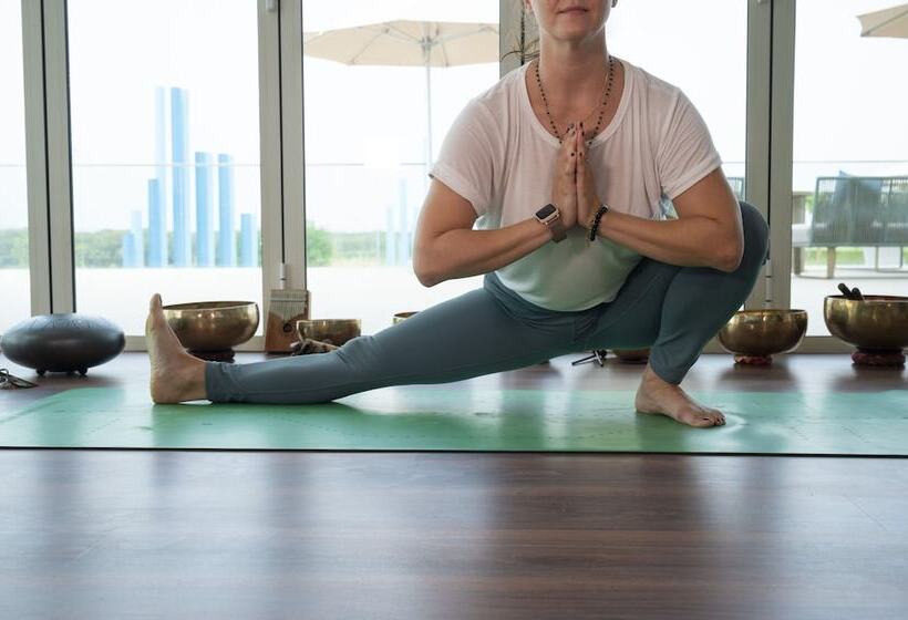 호텔 Zoya Health & Wellbeing Resort