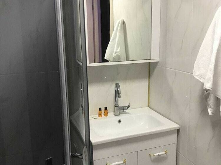 Zara Turan Apart Otel