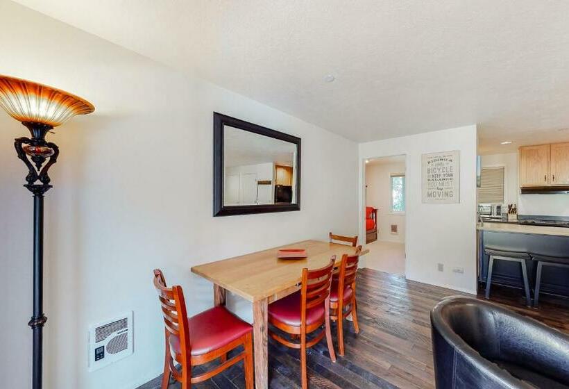 בית מלון כפרי 2498 Indian Springs