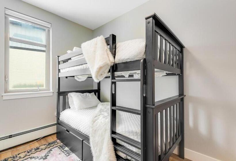 호텔 Alpine Escape