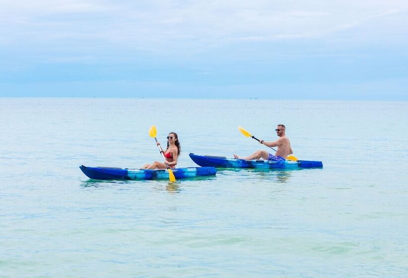 Avani Chaweng Samui Hotel & Beach Club   Adults Only