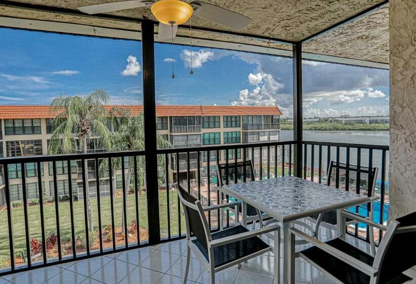 فندق Bay Mariner 428