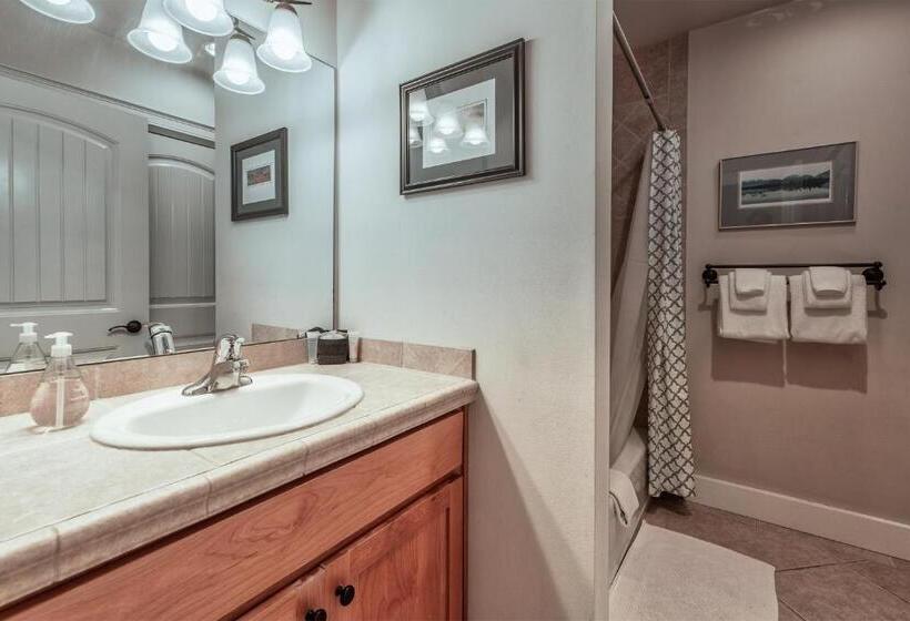 فندق Dover Bay  Bayside South