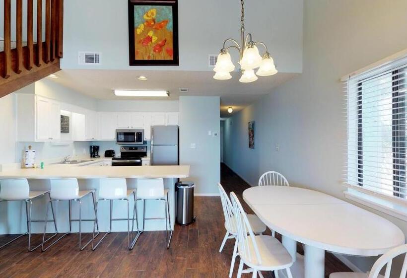 فندق Emerald Shores #3001