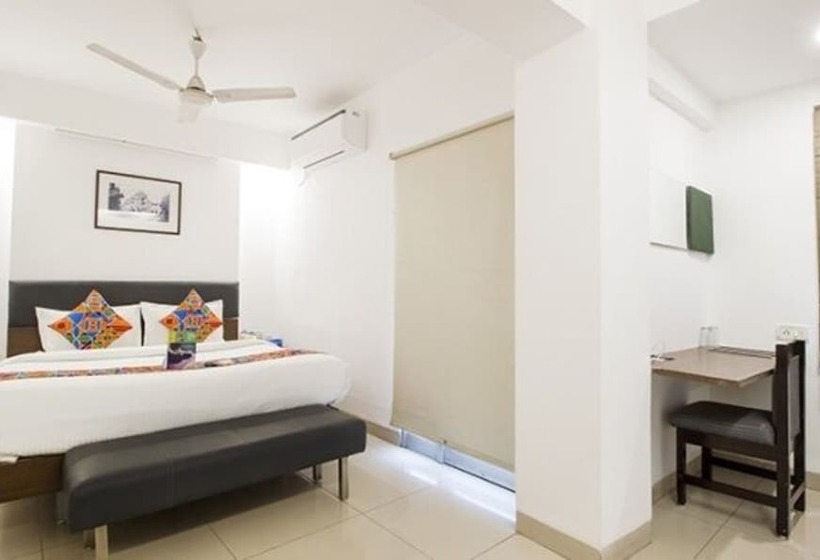 בית מלון כפרי Fabexpress Kalyan