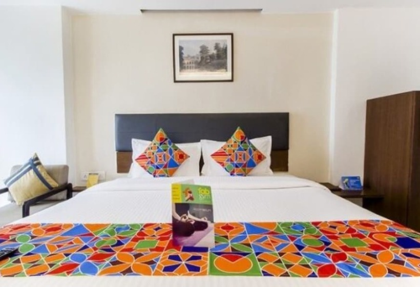 בית מלון כפרי Fabexpress Kalyan