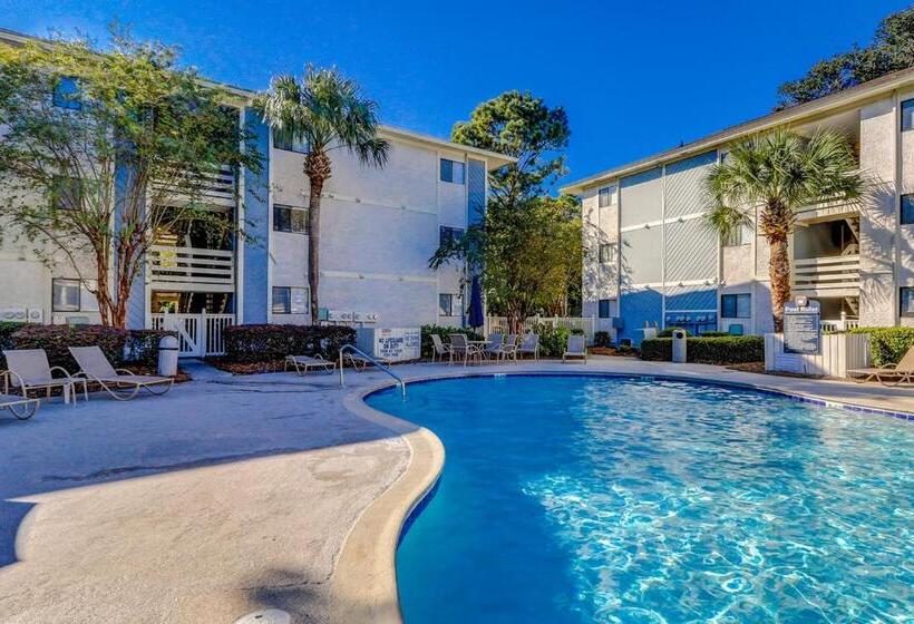 ホテル Fiddlers Cove 22j