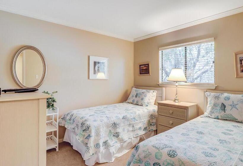 ホテル Fiddlers Cove 22j