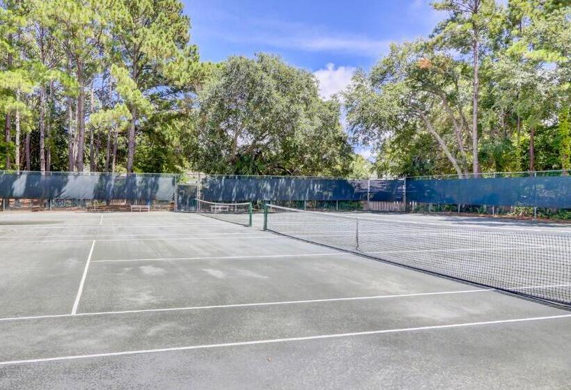 Отель Fiddlers Cove 22j