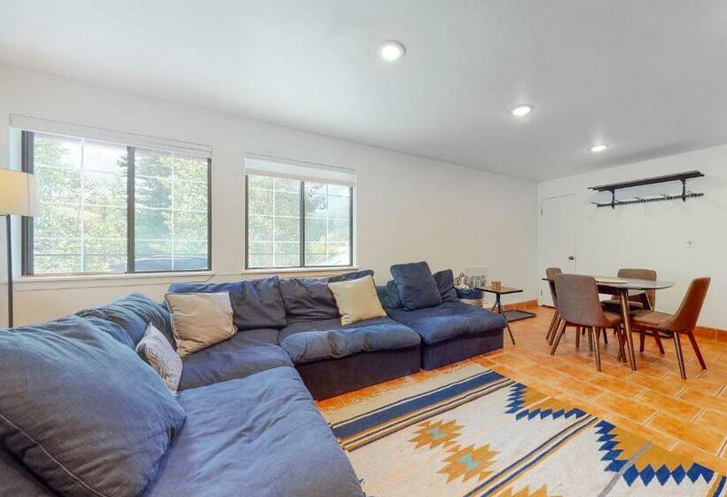 酒店 Giant Steps #80