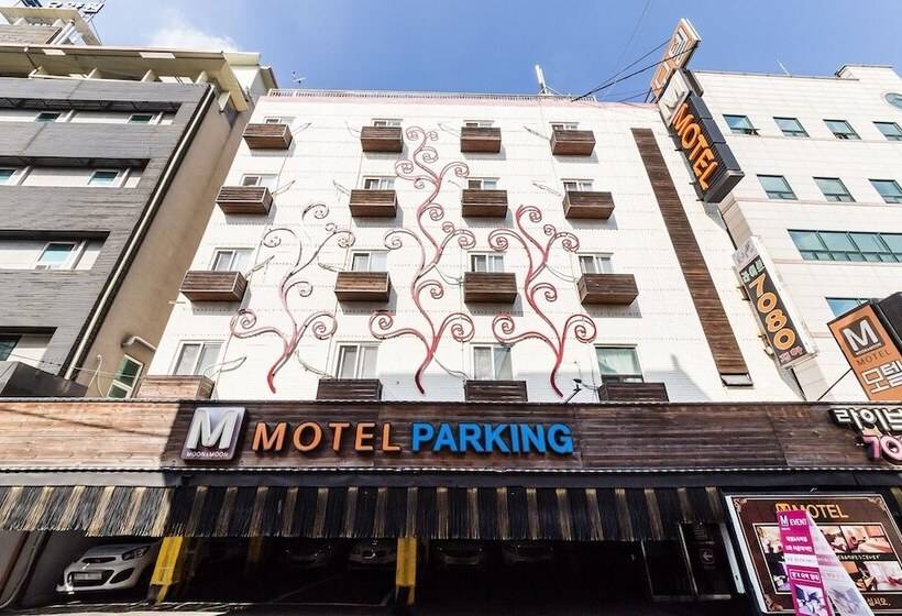 בית מלון כפרי Guri M