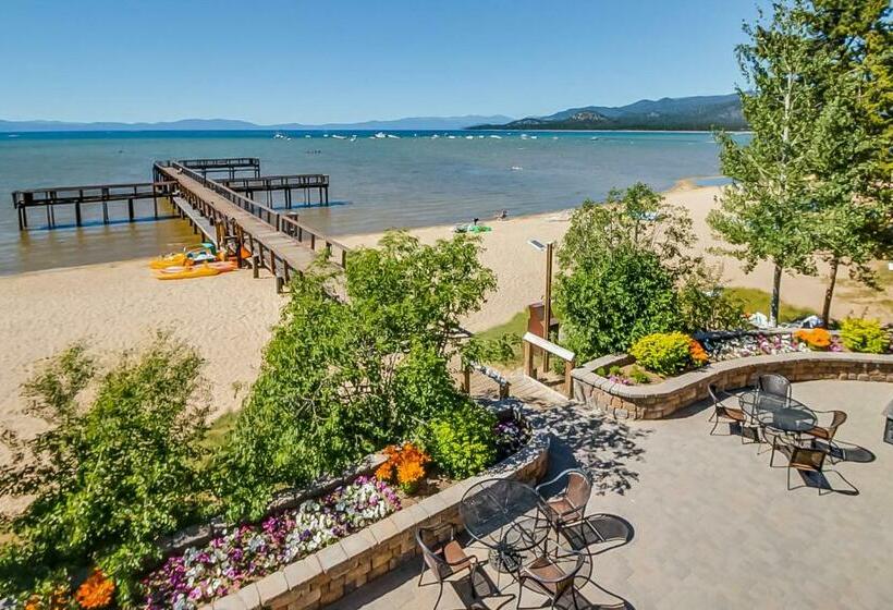 Отель Lakeland Village Resort 485