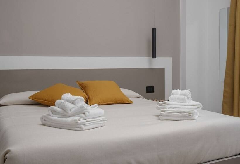 Отель Liolá Cefalù