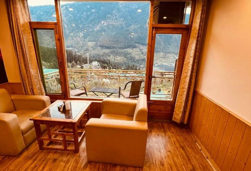 ホテル Old Smugglers With Balcony Mountain View Ac Hot And Cold Near To Hadimba Temple Near To Mall Road