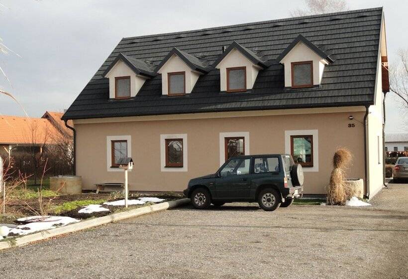 Отель Penzion žumberk