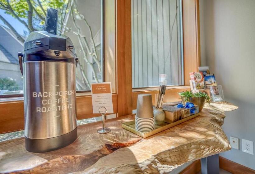 Отель River Ridge 603b