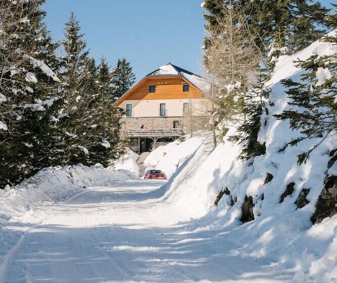 בית מלון כפרי House Rozka, Ski In Ski Out Krvavec