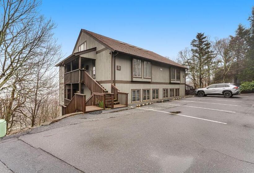 ホテル Skyleaf Villa 702