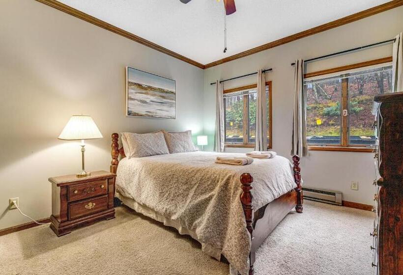 ホテル Skyleaf Villa 702