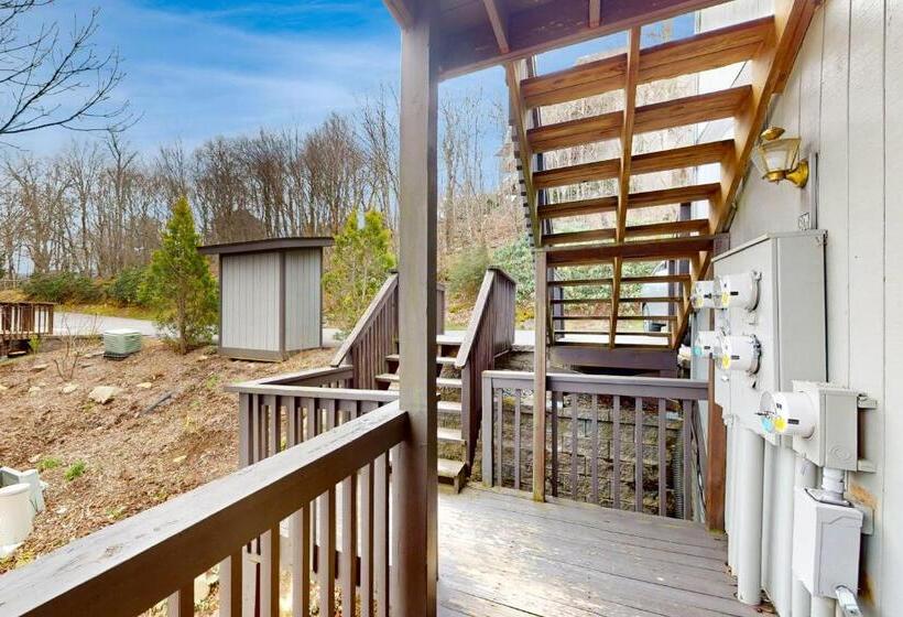 ホテル Skyleaf Villa 702