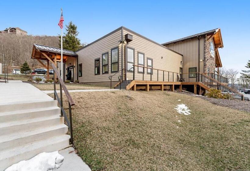 酒店 Sugar Ski 612