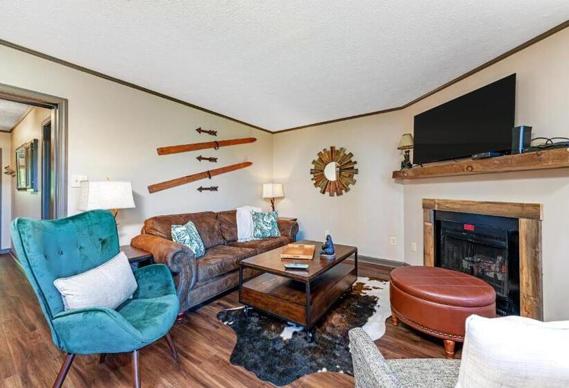 酒店 Sugar Ski 612