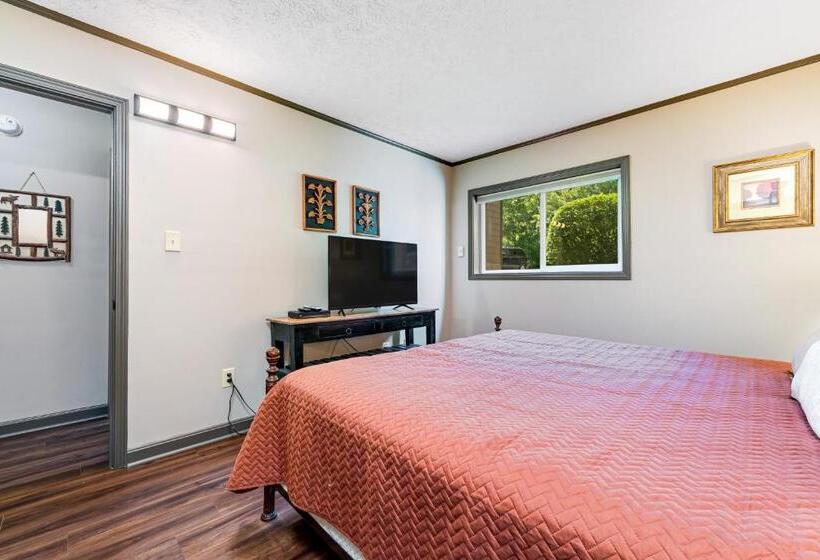 酒店 Sugar Ski 612