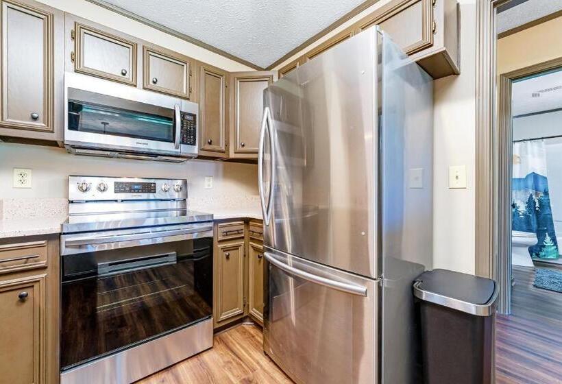 酒店 Sugar Ski 612