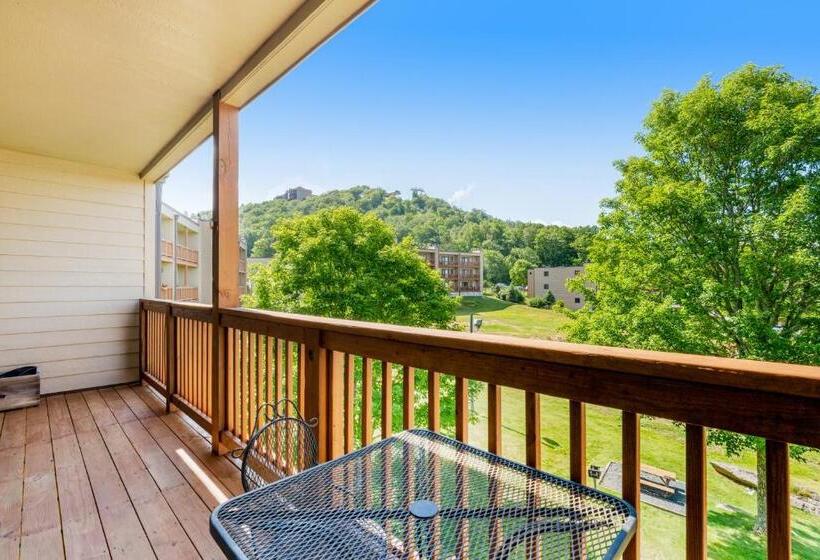 酒店 Sugar Ski 612