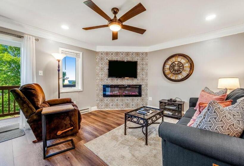 酒店 Sugar Ski 612