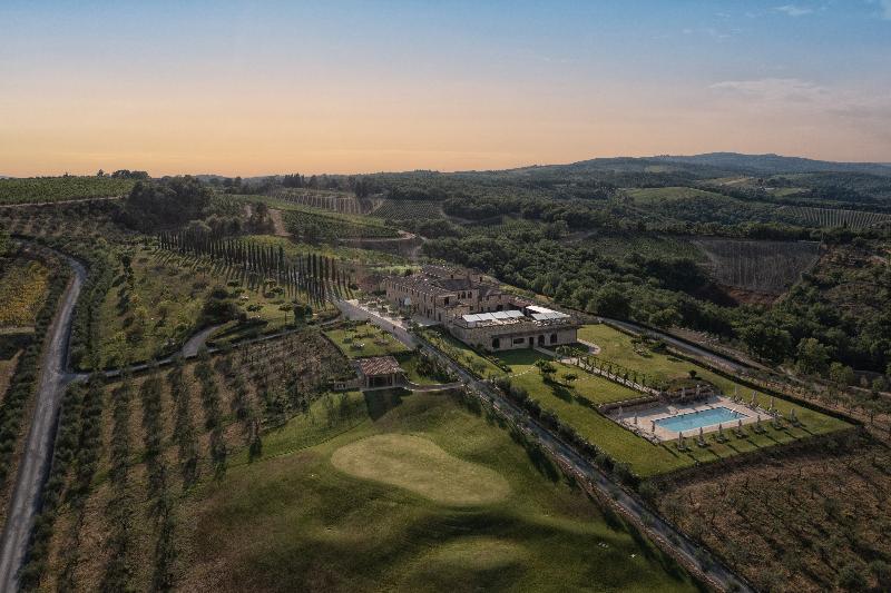 호텔 The Club House