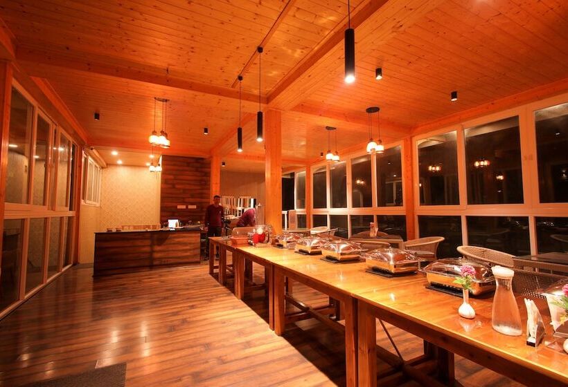 בית מלון כפרי The Woods Retreat