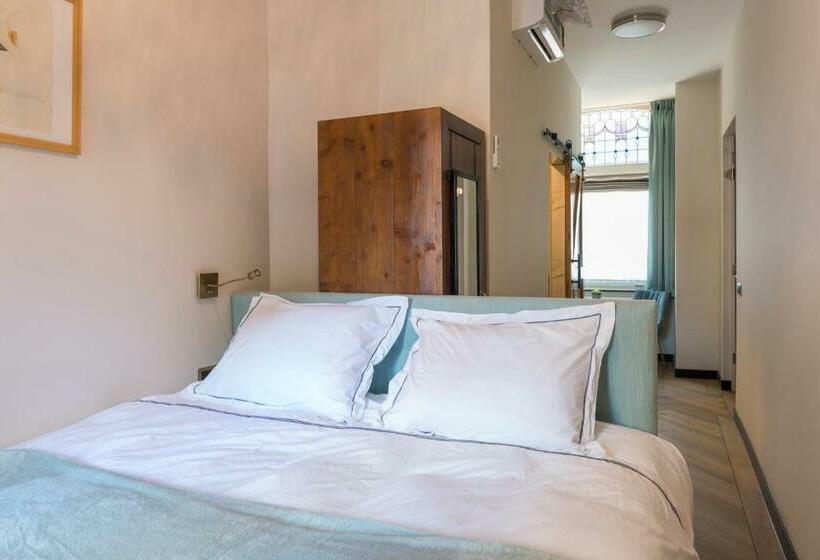 Hotspot Location, Wifi, Bed En Koffie Harmony Til