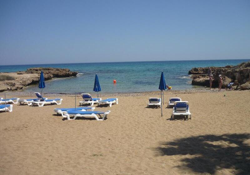 Penelope Beach Hotel Apts