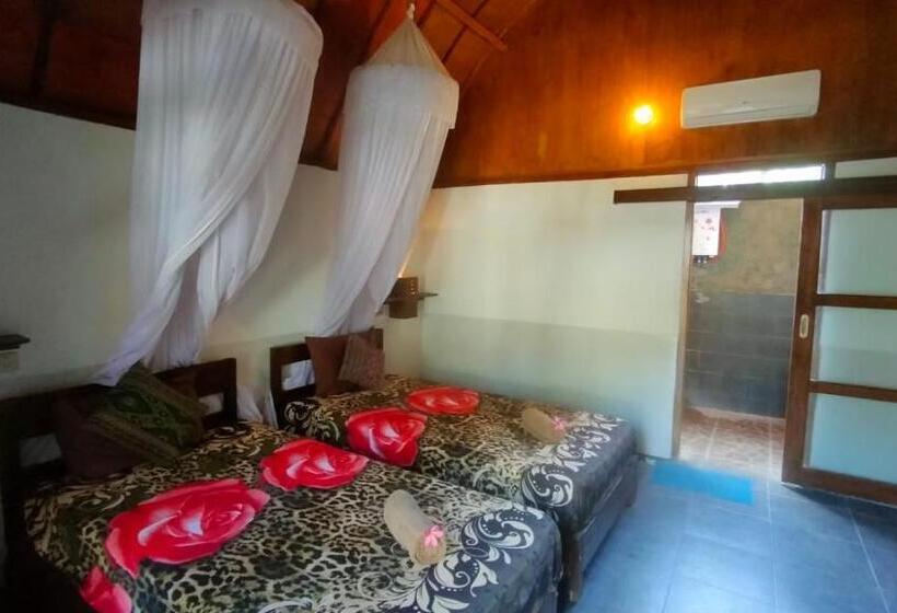 پانسیون Maxal Bungalow