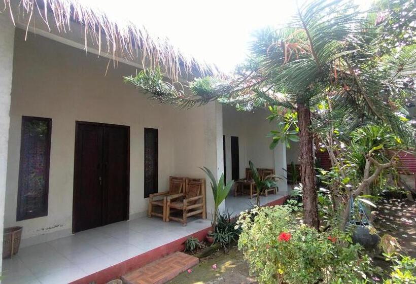 پانسیون Maxal Bungalow