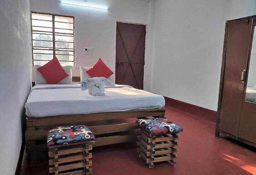 Staymaker Gharana Resort