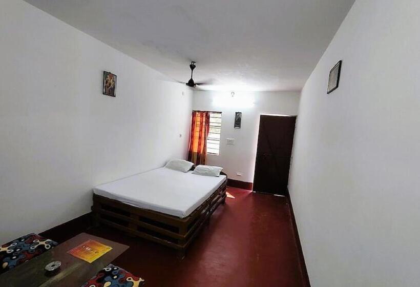 Staymaker Gharana Resort