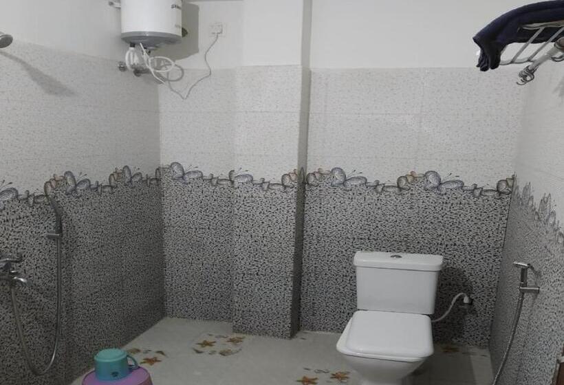 Staymaker Gharana Resort